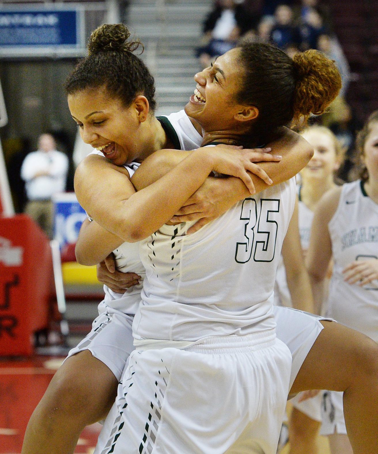 District 3 Girls Basketball: Trinity vs York Catholic